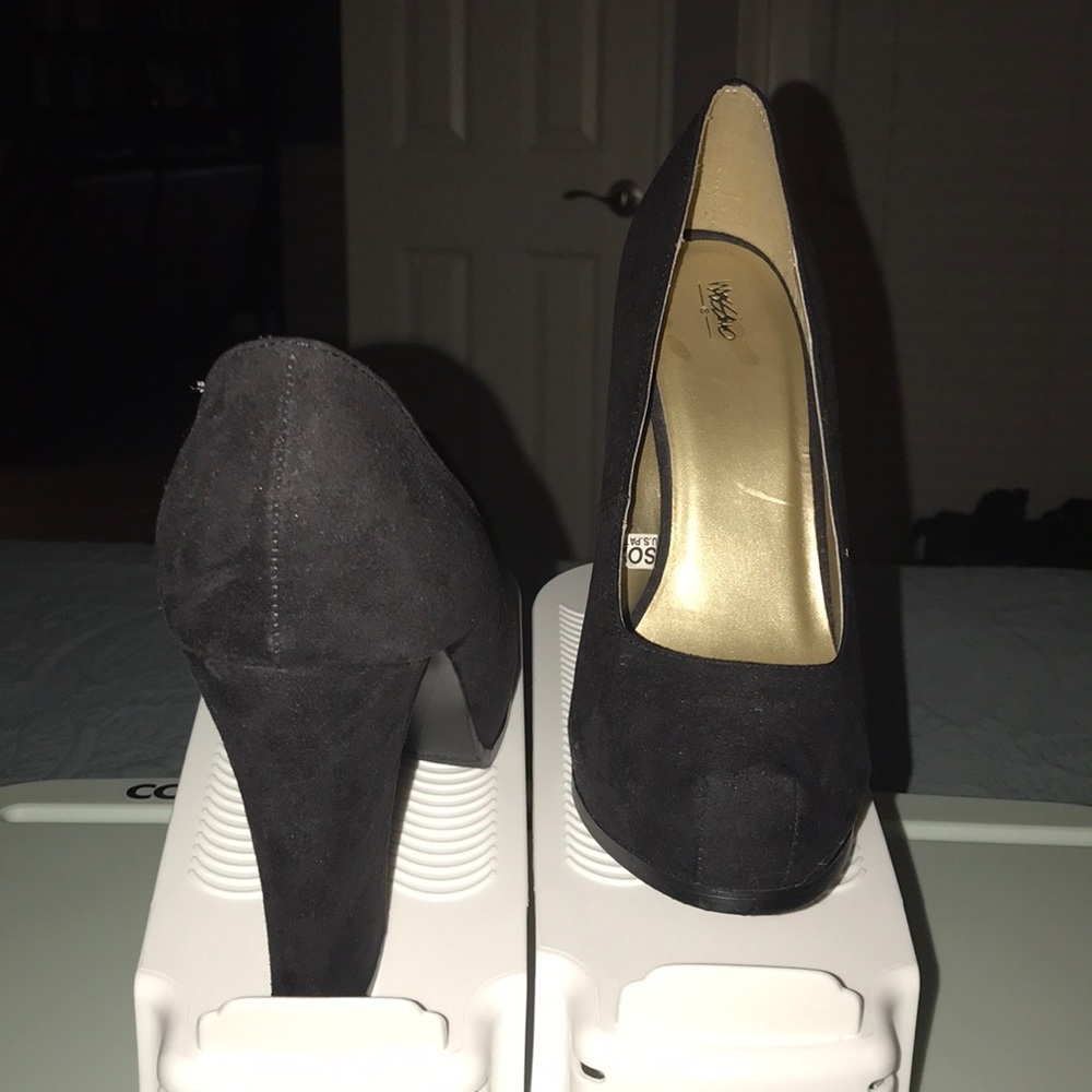 Stunning black velvet heels- NEVER WORN